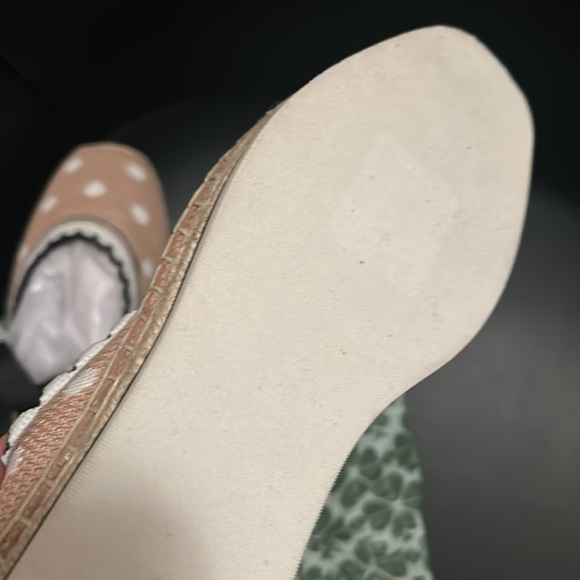 Kate spade polka dot lace up espadrille
Brand new w/o box - Picture 3 of 8